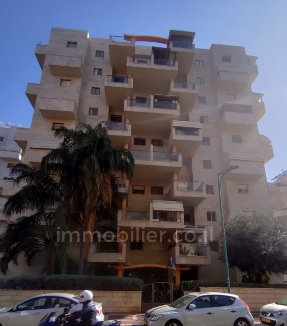 appartement Hadera